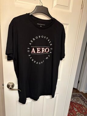 Aeropostale Black Short‑Sleeve AERO Circle Logo Tee